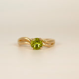 14k Gold Peridot Ring - SIZE 5.5